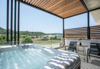 N  ka Suite Apartments allows 18 year olds to book a room