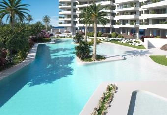 Canet Emerald 2 Bedrooms Sea View - Apartamento Frente al Mar by Sonneil Rentals allows 18 year olds to book a room