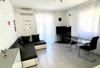 Apartman Solin 3, parking has Balcony rooms
