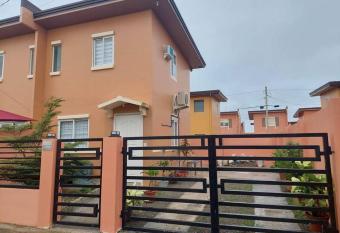 Cosy House in Bacolod City has Balcony rooms