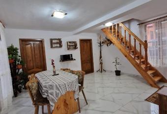 Cabana Violeta Arieseni has Balcony rooms