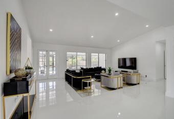 Pool Home near West Palm Beach! has Balcony rooms