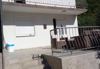 Ku  a za odmor DIJANA has Balcony rooms