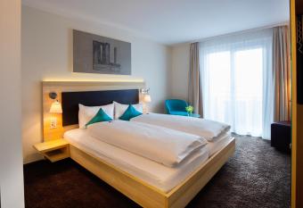 Hotel Oberland allows 18 year olds to book a room