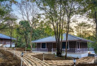 DANDELI resort stay has Balcony rooms