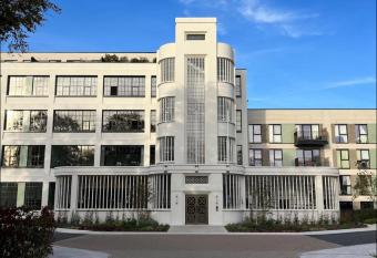 Art deco lodging in London allows 18 year olds to book a room