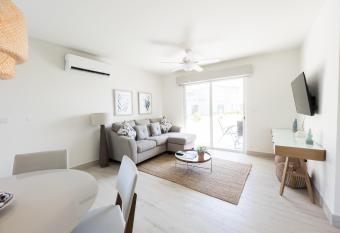 Cozy 2 Bdrm Apart at Residences has Balcony rooms