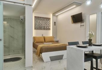 Modern Studio for Two, Mytilene Lesvos has rooms with a private hot tub
