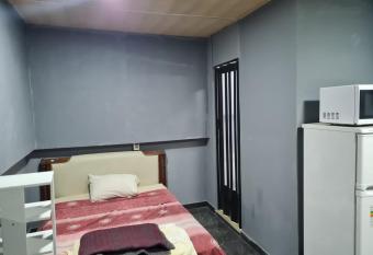 Apartamento monoambiente centro completo montevideo allows 18 year olds to book a room