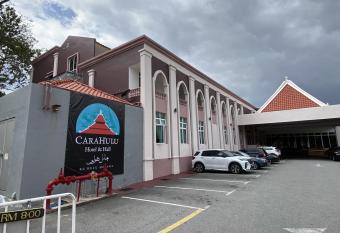 Capital O 90756 Cara Hulu Hotel allows 18 year olds to book a room