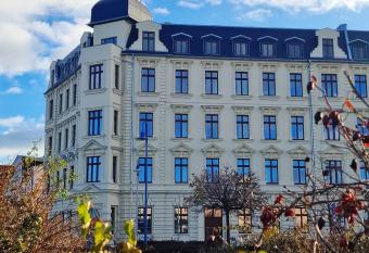 Hotel KAISERHOF has Balcony rooms