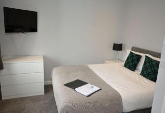 Walton Suites allows 18 year olds to book a room