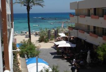 Formentera Suite 13 has Balcony rooms