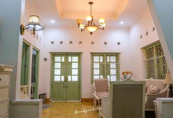 Rumah Jendela Kraton has Balcony rooms