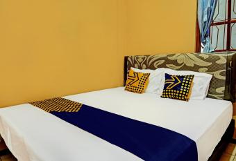 SPOT ON 92450 Homestay Simpang Panji Suroso Syariah allows 18 year olds to book a room