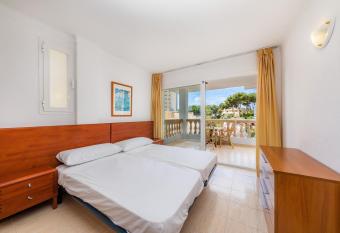 Apto con Terraza 7 has Balcony rooms