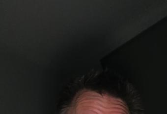 Hili has rooms with a private hot tub