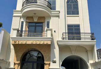 Nine Hotel Gia Lai has Balcony rooms