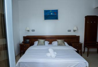 Hotel Hum has Balcony rooms