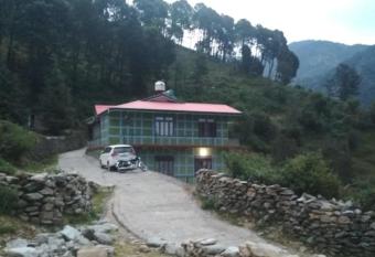 Summer Guest House has Balcony rooms