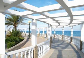 Paradis V - 150m from the beach has Balcony rooms