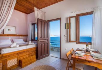 Margaritas apartments has Balcony rooms