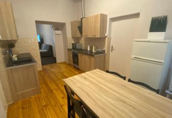 Apartament Mickiewicza allows 18 year olds to book a room