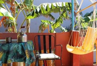 Dar el pirata has Balcony rooms