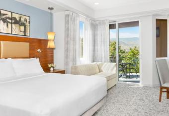 Marriott   s Desert Spring Villas II has Balcony rooms