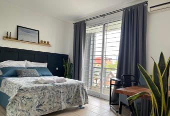 ESTUDIO 2 LONDRES has Balcony rooms