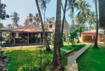 Royal Beach Resort allows 18 year olds to book a room