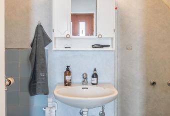 Thakur House has Balcony rooms