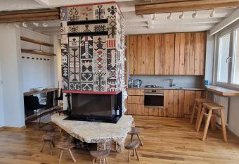 City centre  Farmhouse in the Sky  designer apt. allows 18 year olds to book a room