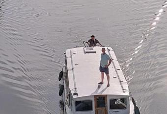 Zouw Hausboat allows 18 year olds to book a room
