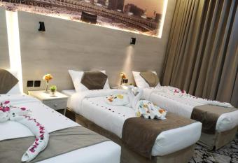                           - Manaret Al Tawhid has Balcony rooms