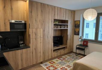 Nov   b  vanie v centre Ko    c. allows 18 year olds to book a room