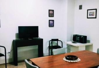 departamento centrico de un dormitorio para tres personas has Balcony rooms