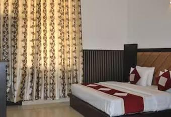 Hotel Malabar Inn has Balcony rooms