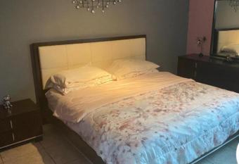 Spacious 3 bedroom allows 18 year olds to book a room