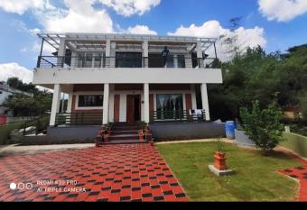 Ashraya home stay has Smoking/Balcony rooms