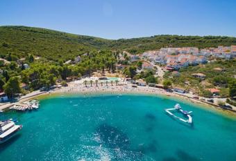 Apartment Luna has Balcony rooms