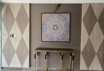 Entire 1BHK Near Majhiwada Junction allows 18 year olds to book a room