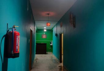 Elite INN has Smoking/Balcony rooms