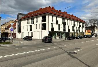 Old Town apartment with underground parking and Jacuzzi has Balcony rooms