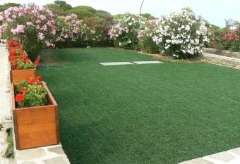 Il Rifugio Dell Ammiraglio & Escursioni Asinara has Balcony rooms