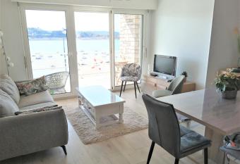 Erquy YES 3   toiles has Balcony rooms