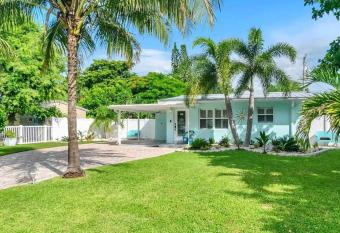 Beachy Pompano Home! allows 18 year olds to book a room
