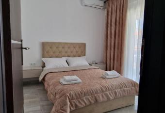 Christakis home has Balcony rooms