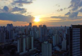 Apartamento em Curitiba - Acomode-se has Balcony rooms