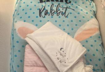 Torre Green Life FullAmenities has rooms with a private hot tub